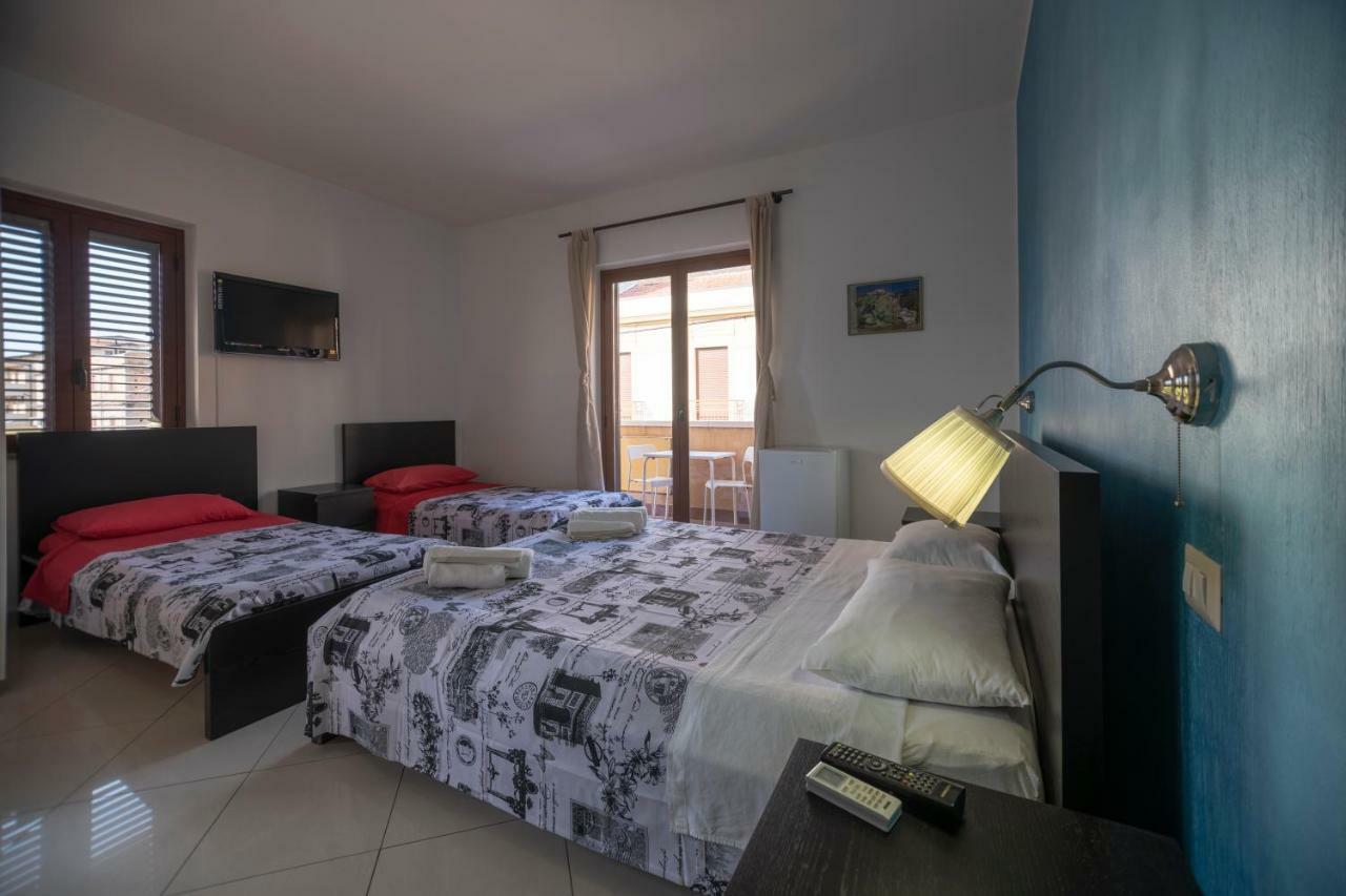 Sun And Beach Catona Di Reggio Calabria Екстериор снимка